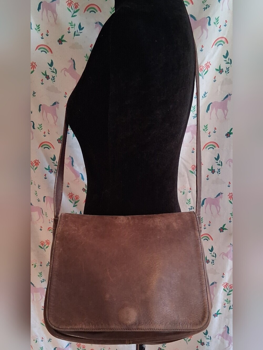 EUC Vintage 1970s Frank Clegg Brown Distressed Quiet Luxury Messenger Purse Bag - Picture 2 of 13